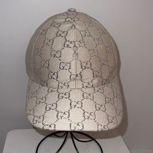 Gucci white and silver baseball cap - brand new